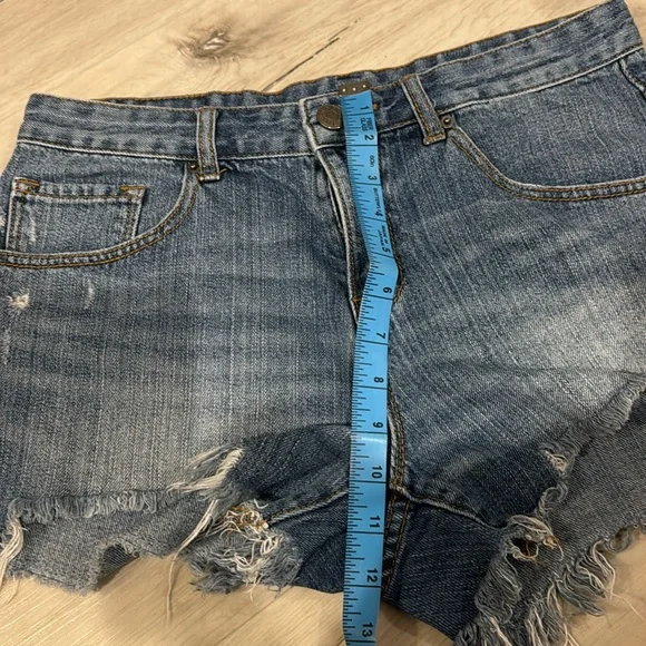 BDG Denim Ripped Shorts Mid Rise Vintage Fit - Picture 8 of 10